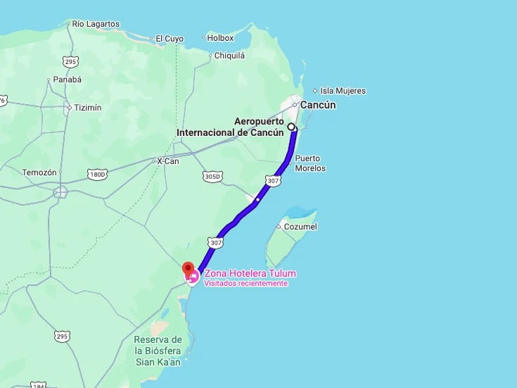 Map of Cancun area showing route from Cancun airport to Playa Hotelera with markers indicating start and end points