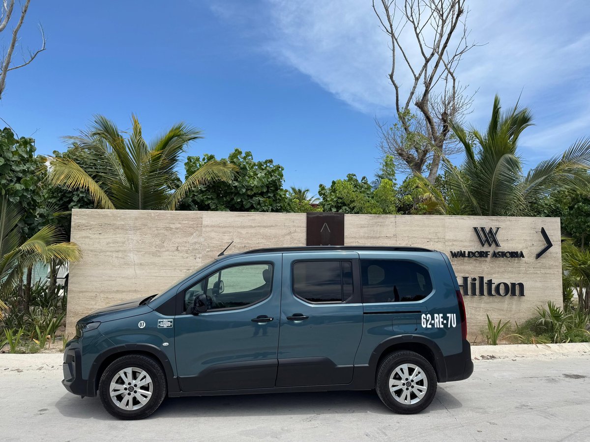 TTC private transfer vehicle arriving at a Riviera Maya hotel