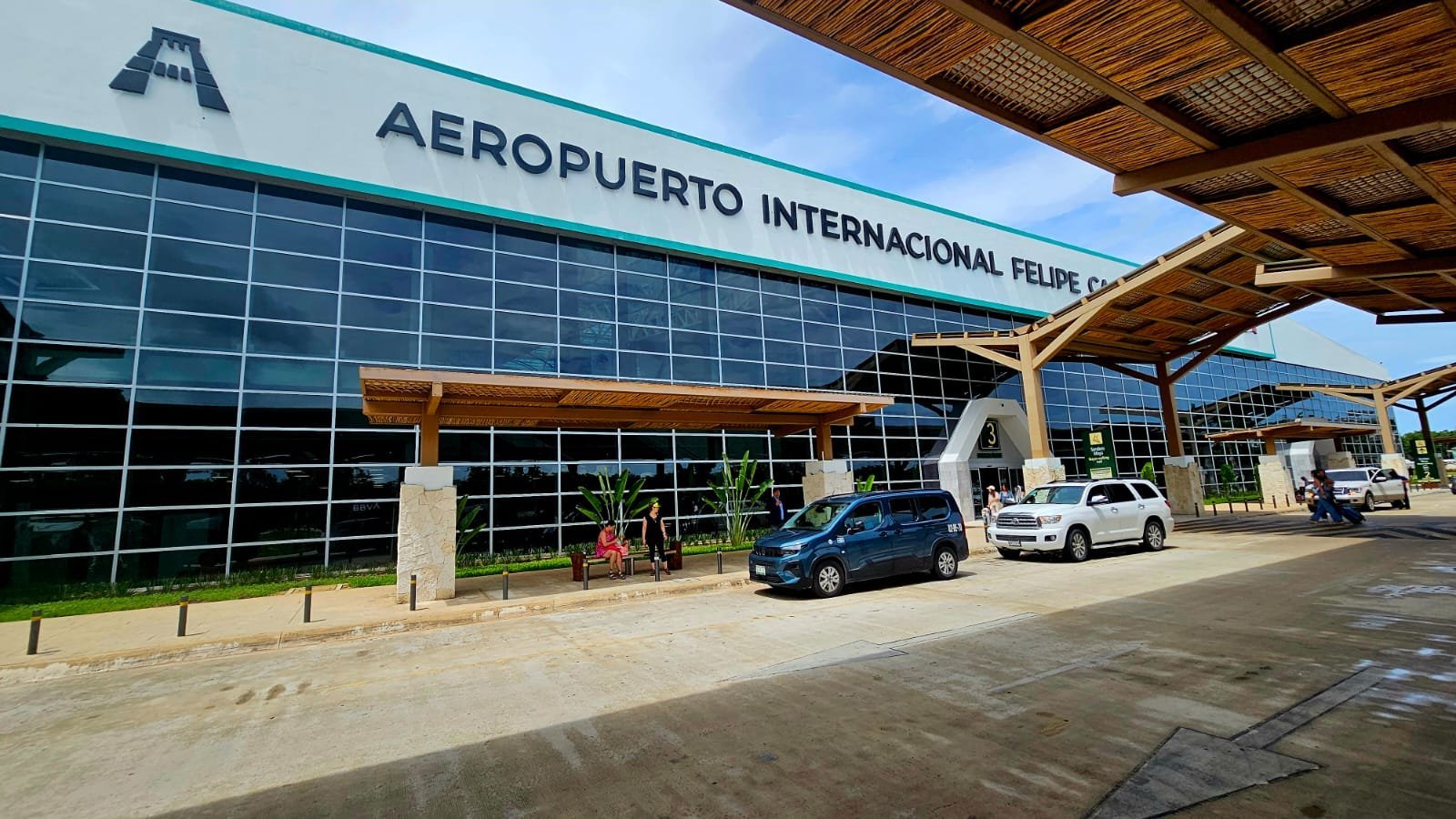 TTC Peugeot Rifter at Tulum International Airport for a private transfer to Bacalar