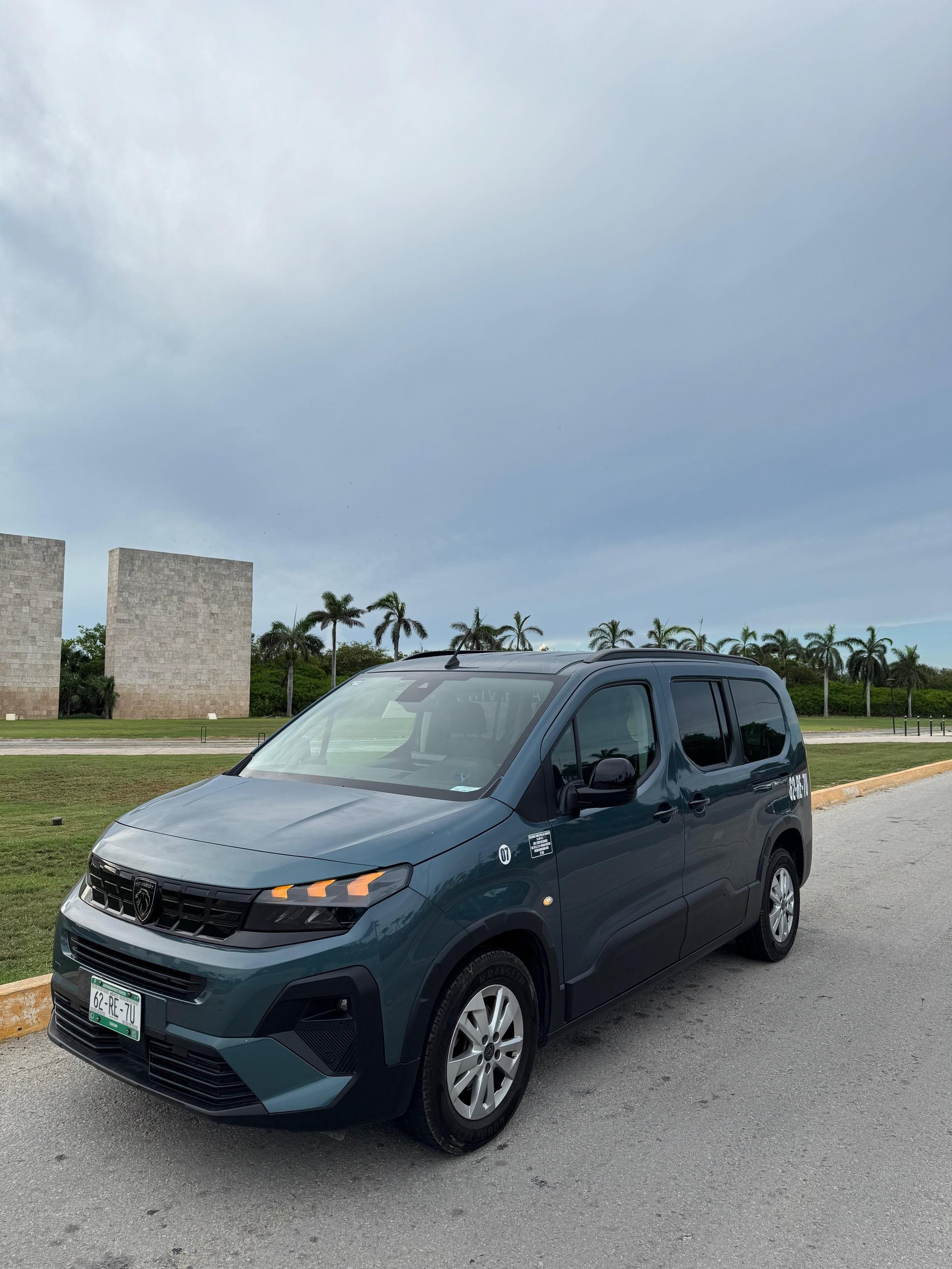 TTC Peugeot Rifter on a Riviera Maya resort access road